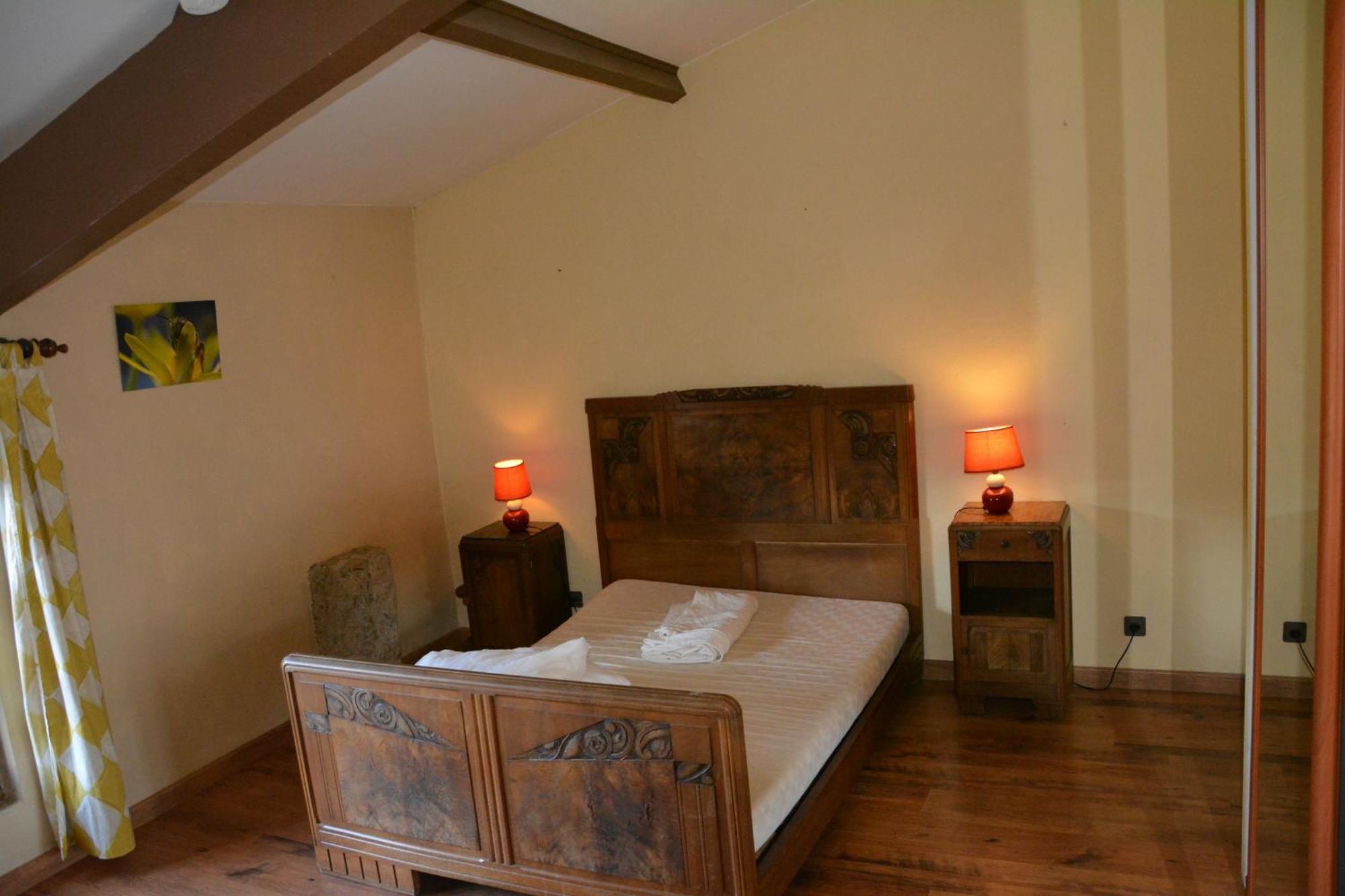 Domaine De Chadeyron Campsite