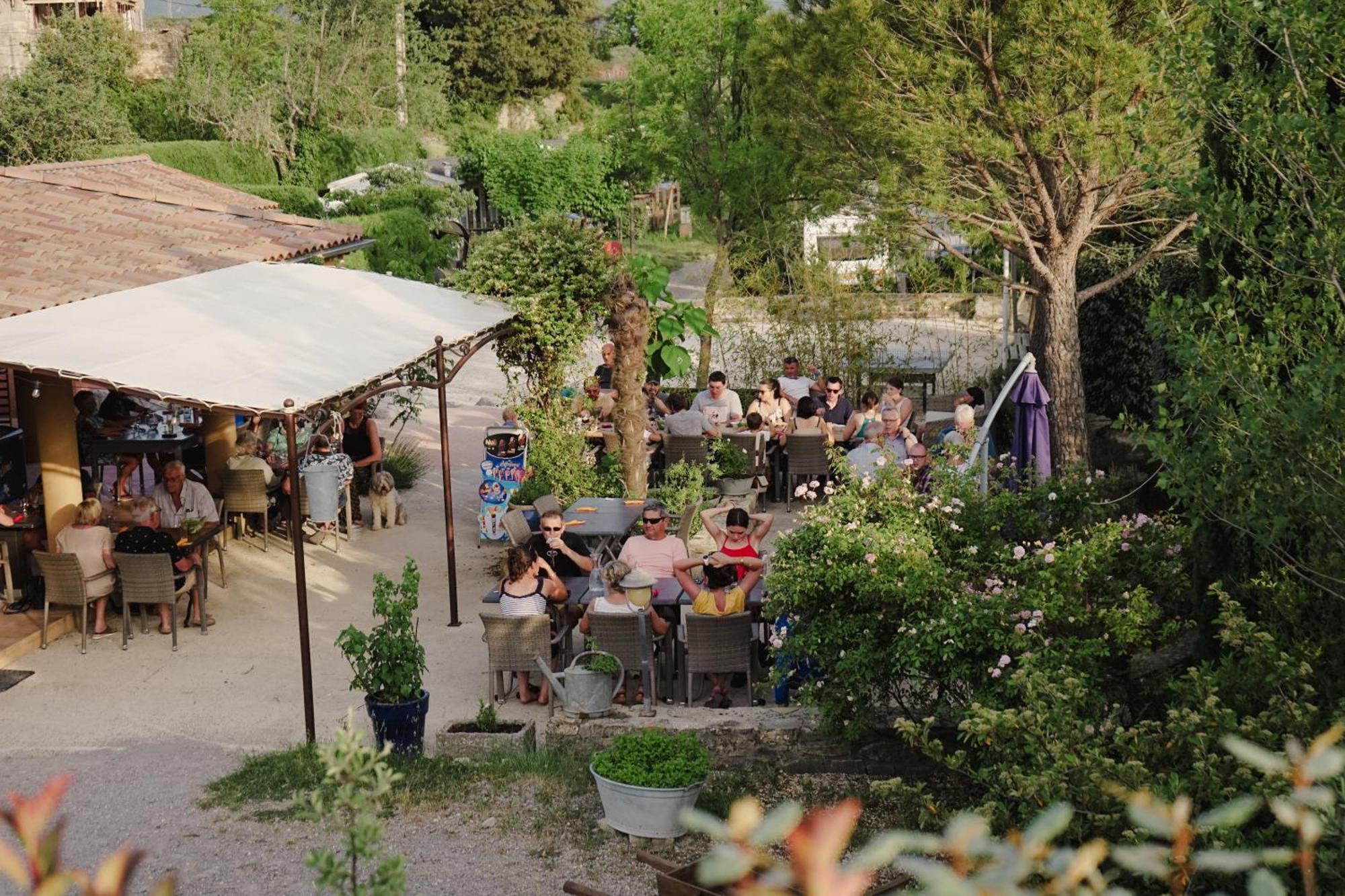 Domaine De Chadeyron * Lagorce (Ardeche)
