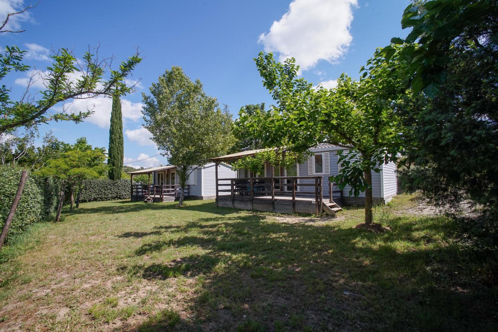 Camping Domaine De Chadeyron *